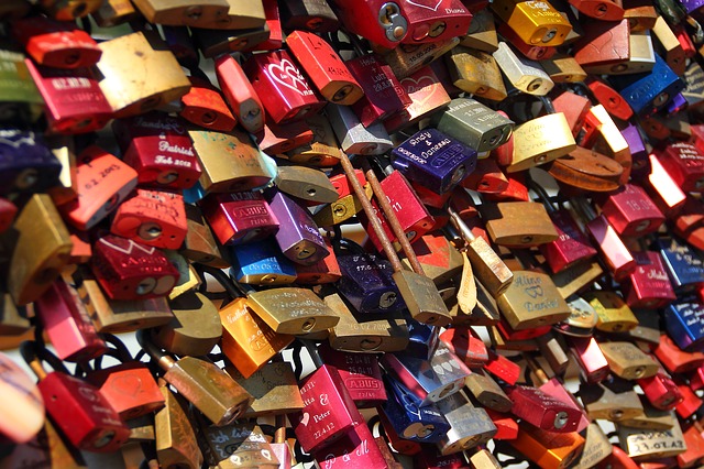 www.maxpixel.net-Castles-Connectedness-Love-Completed-Padlocks-337569.jpg
