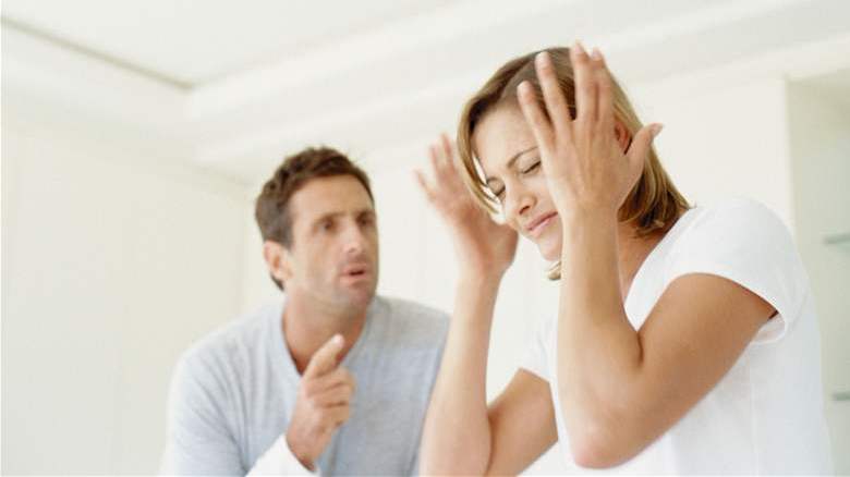 муж обзывает и унижает советы психолога что делать если муж оскорбляет жену матом